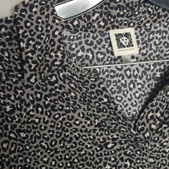 Anne Klein Gray Leopard Animal Print Button Front Blouse L Large - Picture 3 of 9